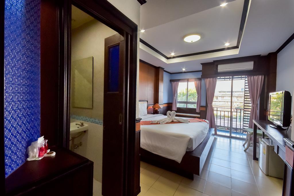 Season Palace Huahin Hotel Ча-Ам Экстерьер фото