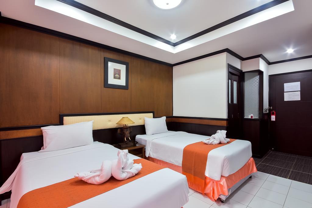 Season Palace Huahin Hotel Ча-Ам Экстерьер фото