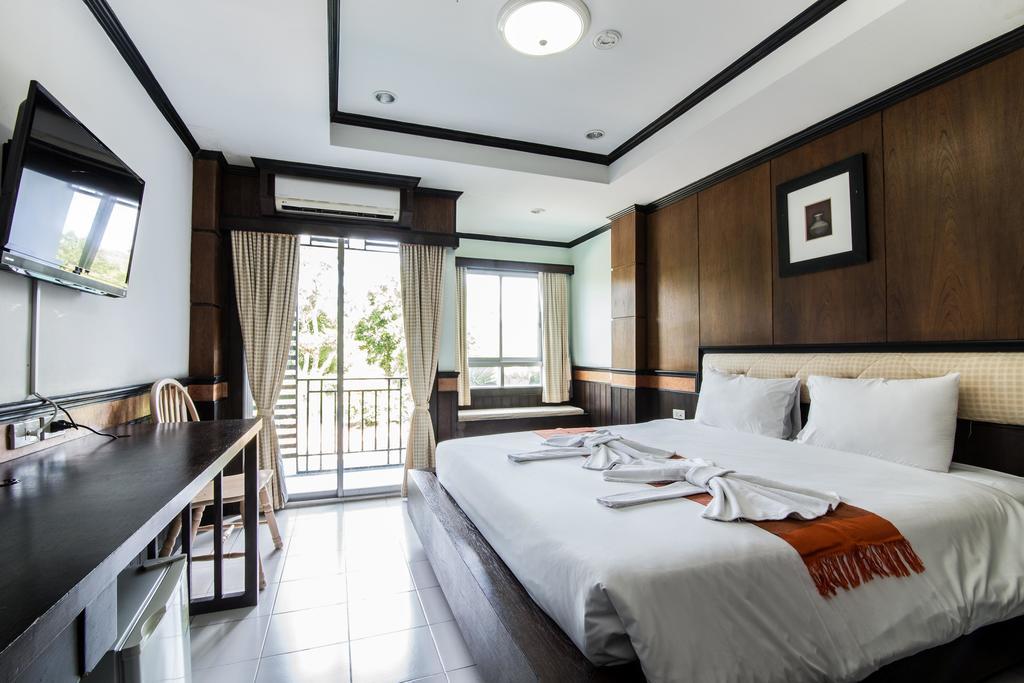Season Palace Huahin Hotel Ча-Ам Экстерьер фото