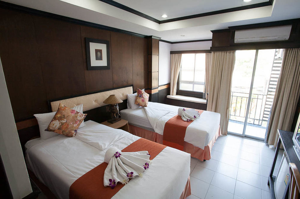Season Palace Huahin Hotel Ча-Ам Экстерьер фото