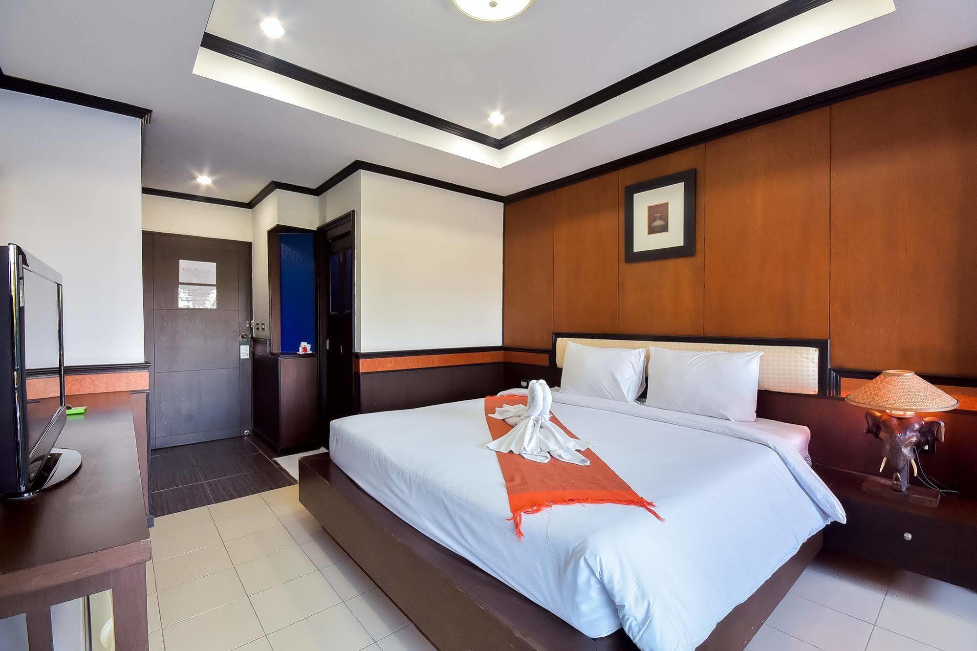 Season Palace Huahin Hotel Ча-Ам Экстерьер фото