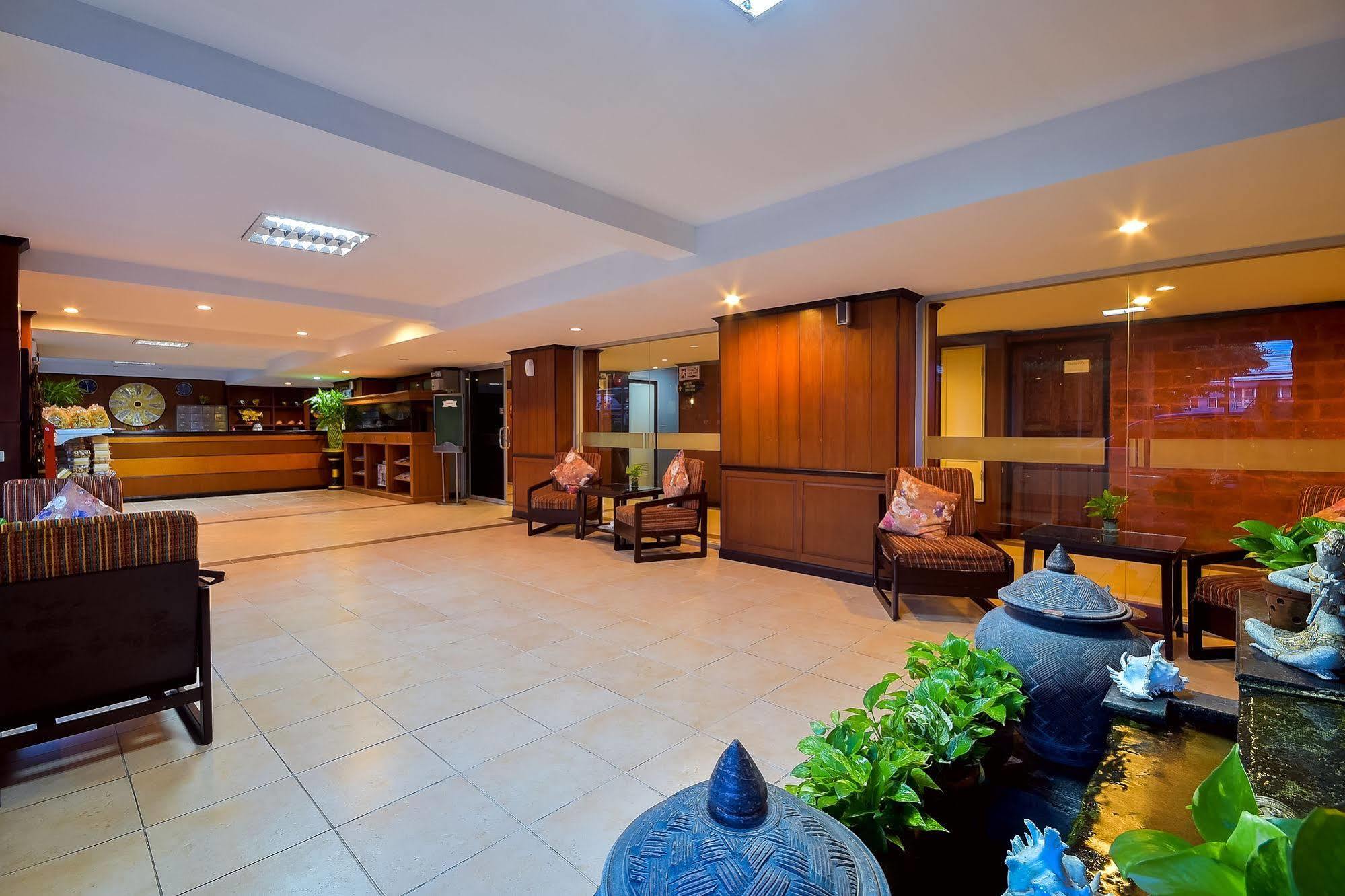 Season Palace Huahin Hotel Ча-Ам Экстерьер фото