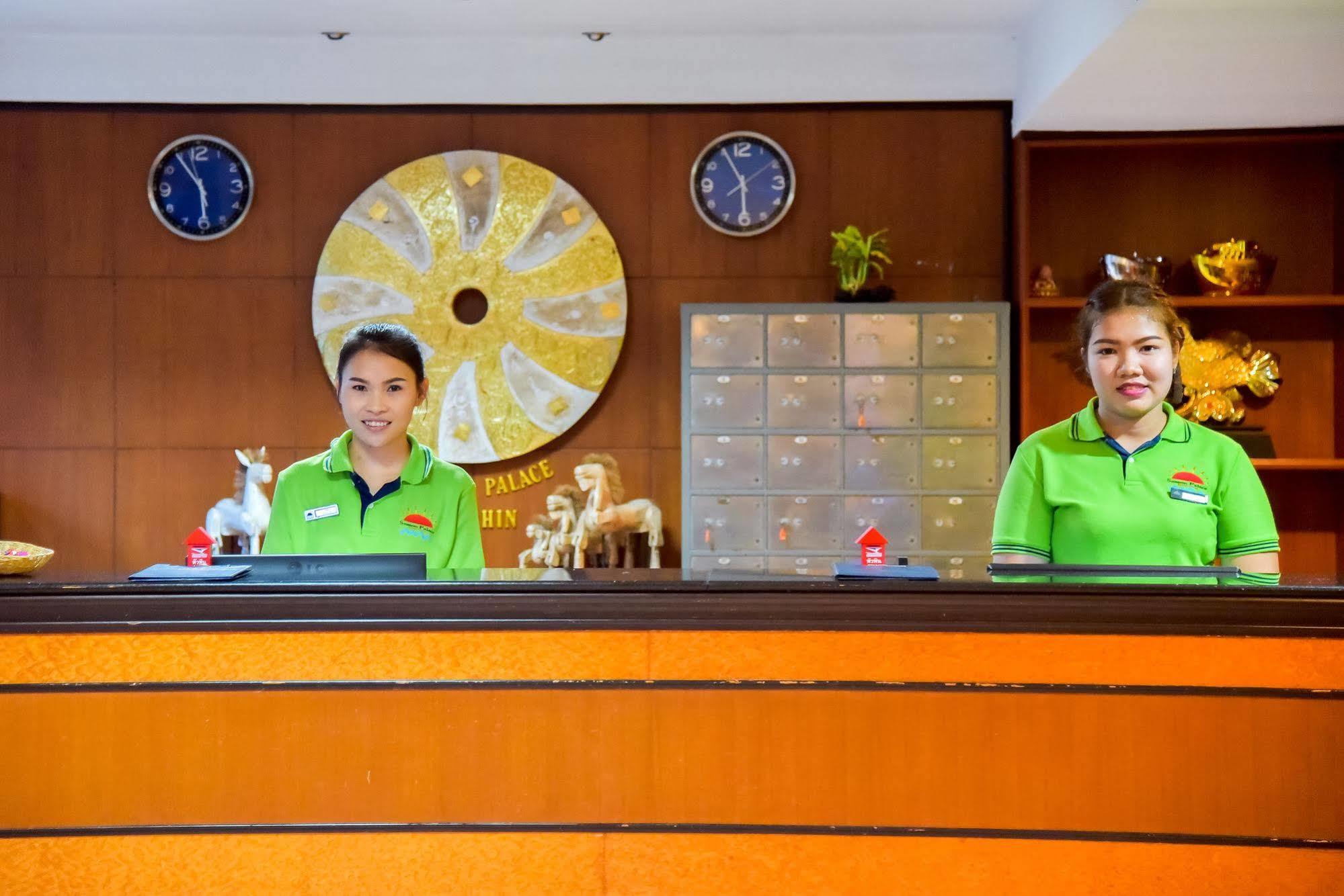 Season Palace Huahin Hotel Ча-Ам Экстерьер фото