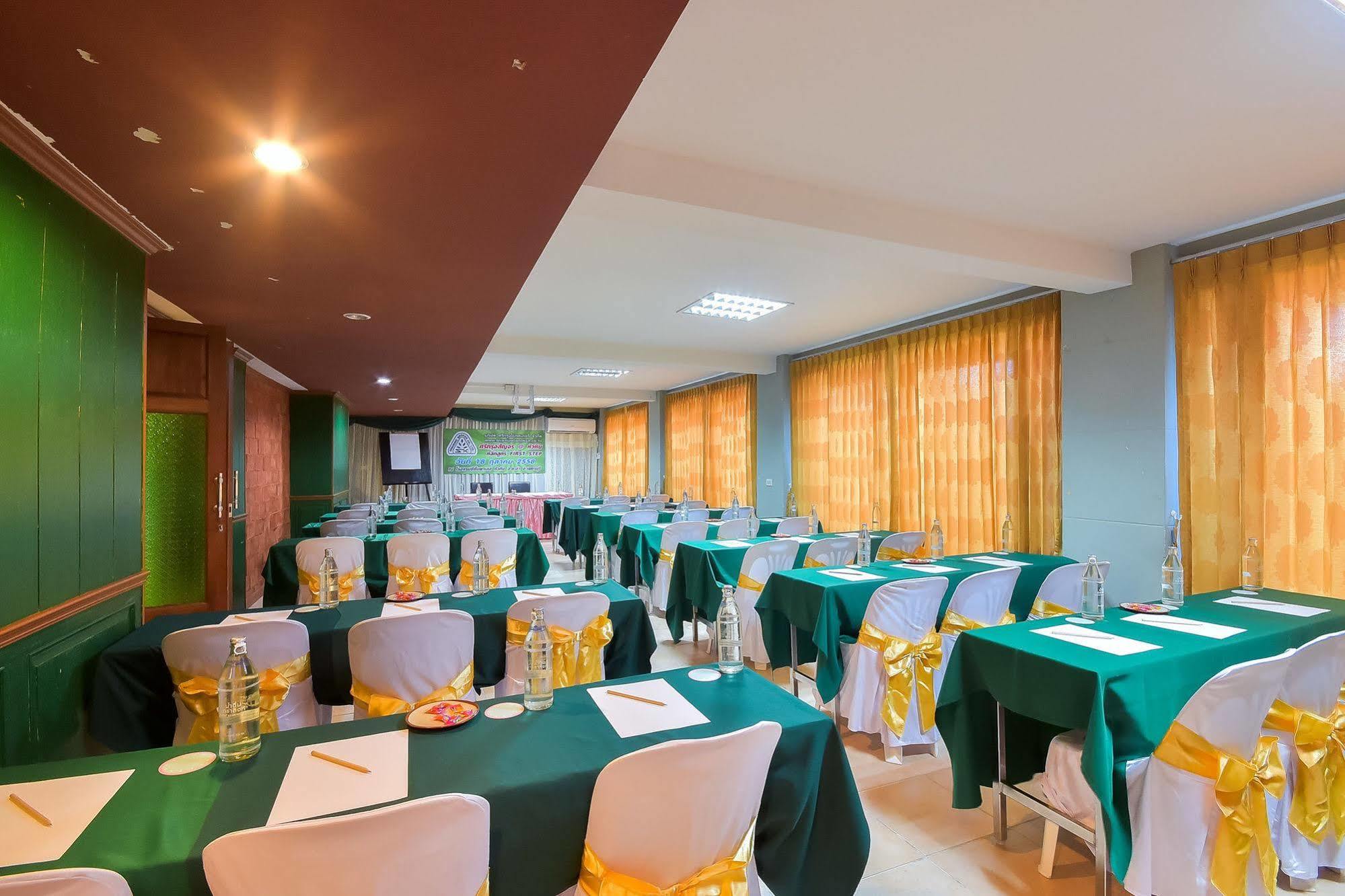 Season Palace Huahin Hotel Ча-Ам Экстерьер фото